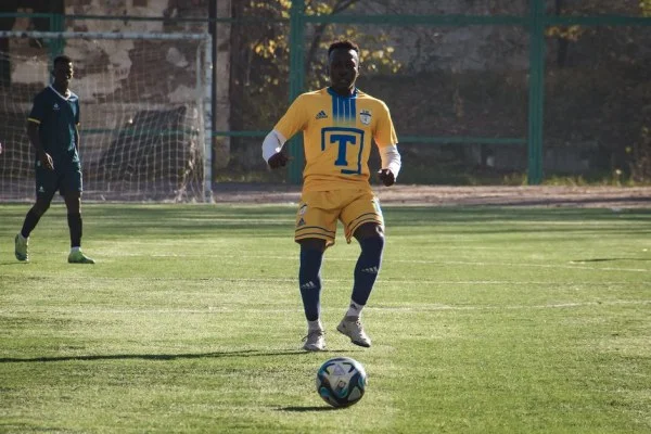 Alexander Isak striker action